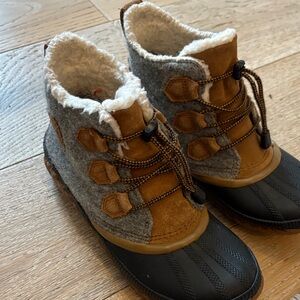 Sorel Kids Boots in Brown, Gray, and Black